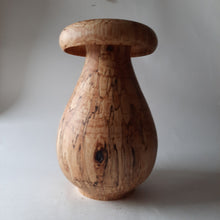 Load image into Gallery viewer, Alder vase
