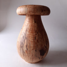 Load image into Gallery viewer, Alder vase
