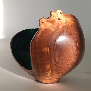 Elm bowl with marbled green leaf