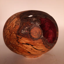 Load image into Gallery viewer, Alder form with red marbled silver leaf
