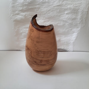 Chestnut Vase Form